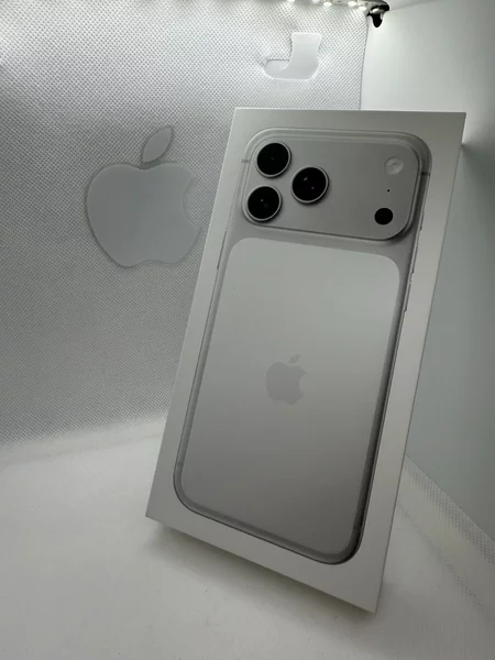 Cumparati Apple iPhone 17, Air, 17 Pro, 17 Pro Max si Samsung Galaxy,